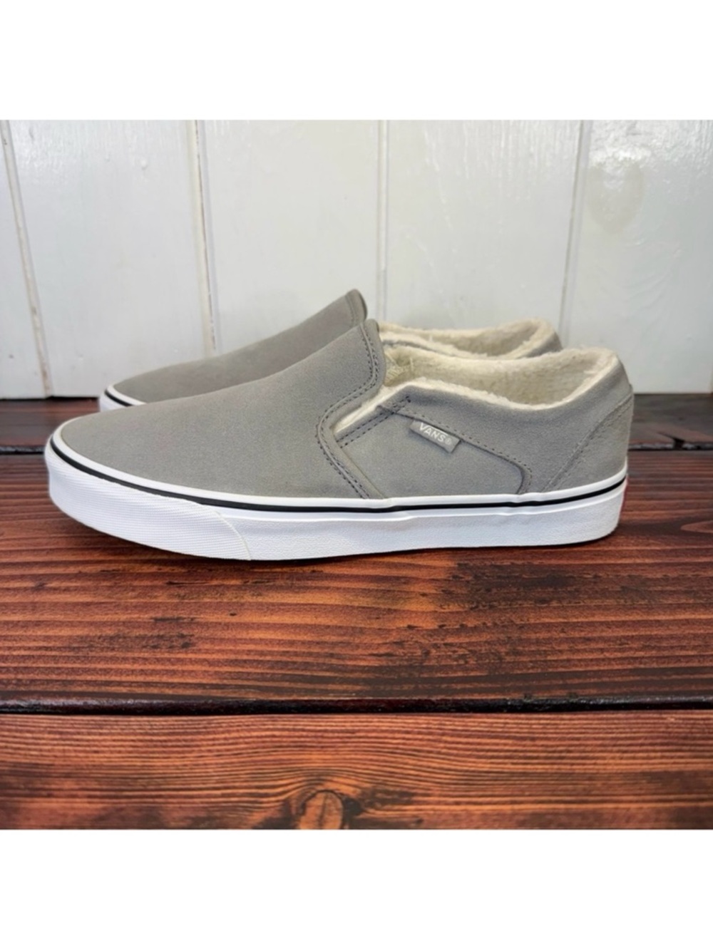Vans Lined Slip-On Suede Gray Sherpa Cozy Low Top Sneakers Women’s 10